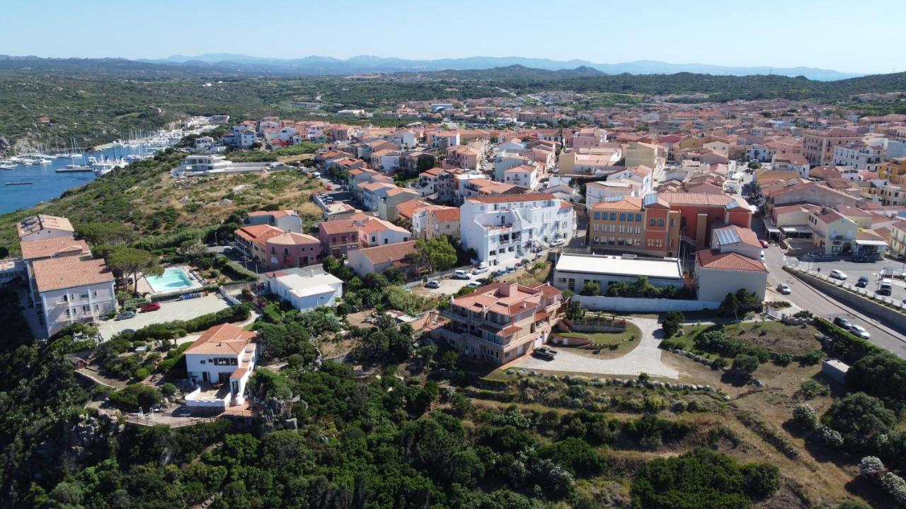 Hotel Da Cecco Santa Teresa Gallura Exterior foto